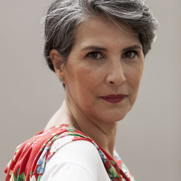 maquiagem-ajuda-incorporar-um-personagem-para-enfrentar-pequenas-batalhas-diarias-natalie-56-anos