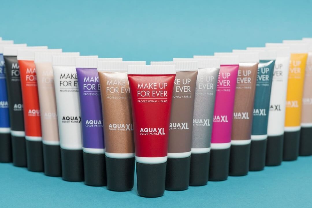 Sombra cremosa Aqua XL Color Paint, da Make Up For Ever