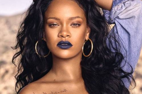 blue-lipsticks-252758-1521583135125-main.500x0c