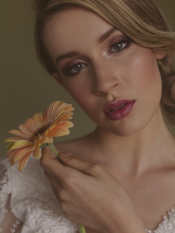 Chloe Gaya Maquiagem Noivas 
