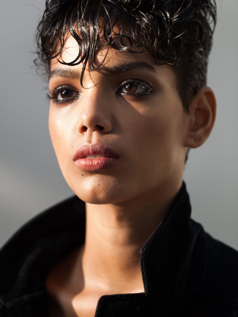 Chloe Gaya Maquiagem Editorial  