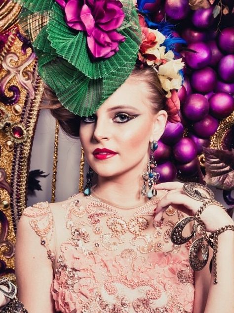 Chloe Gaya Maquiagem Artística Chloe Gaya Maquiagem Artística