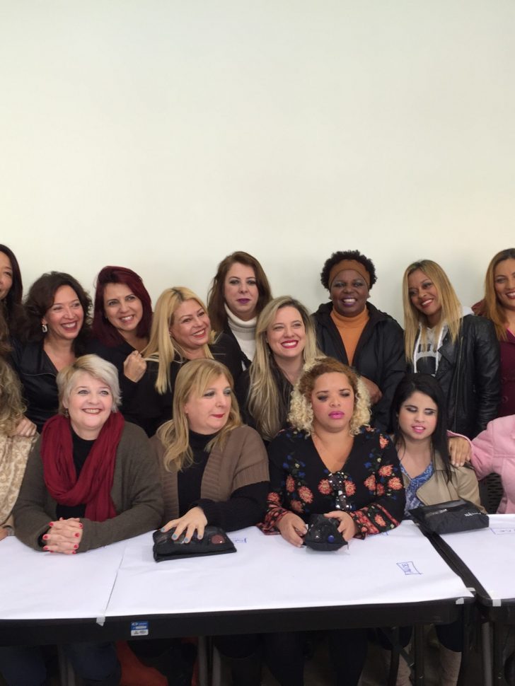 Chloe Gaya Muito Além da Beleza 