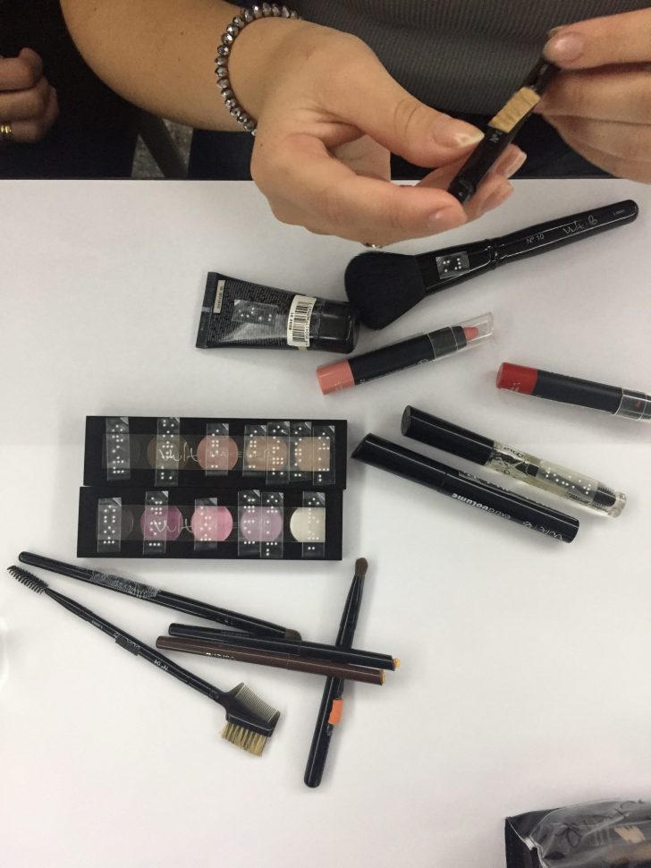 Chloe Gaya Muito Além da Beleza 